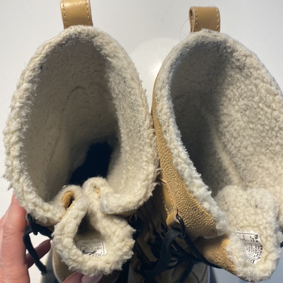 Womens sorel winter boots - Picture 3 of 6